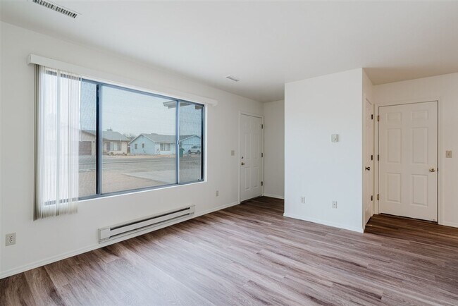 Foto del edificio - 3123 N Truwood Dr