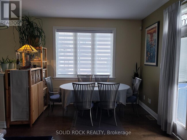 Building Photo - 5622 Carrison Dr