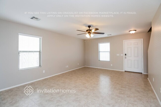 Foto del edificio - 2328 E Meadow Creek Way