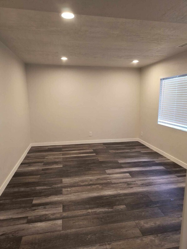 Foto del edificio - 3760 W 510 N