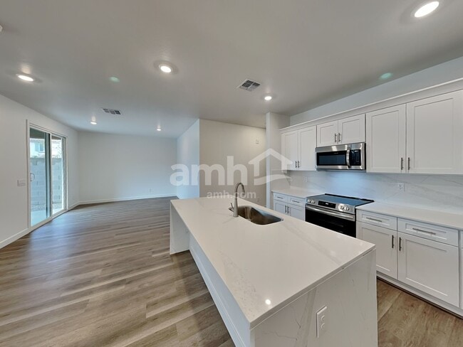 Foto del edificio - 20177 W Thomas Rd