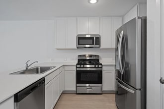Building Photo - 325 Rockies Rd