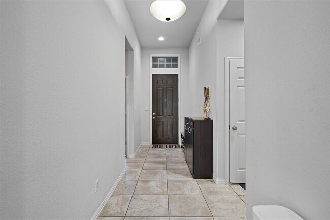 Foto del edificio - 138 Drury Ln