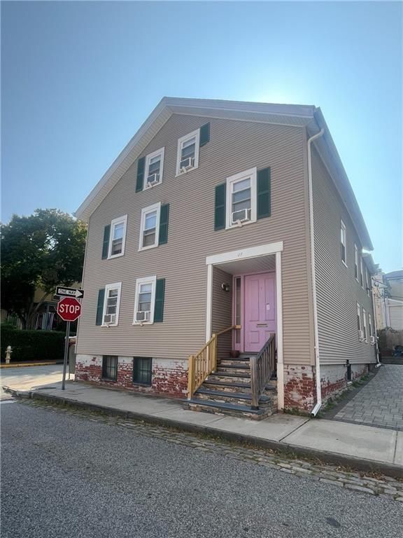 Building Photo - 27 Mt Vernon St