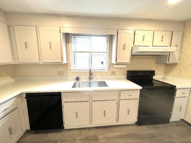 Photo - 45 Merrimac St Townhome