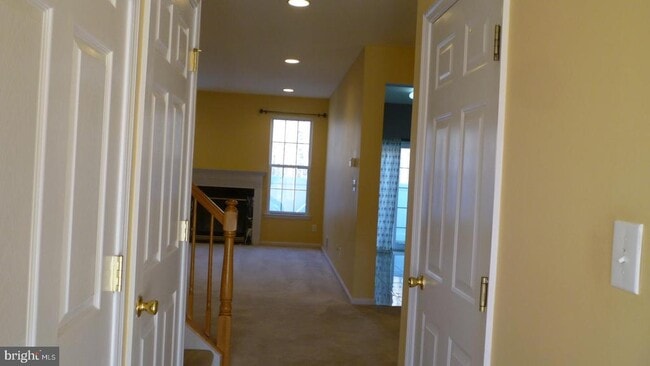 Building Photo - 107 Windsor Pond Rd