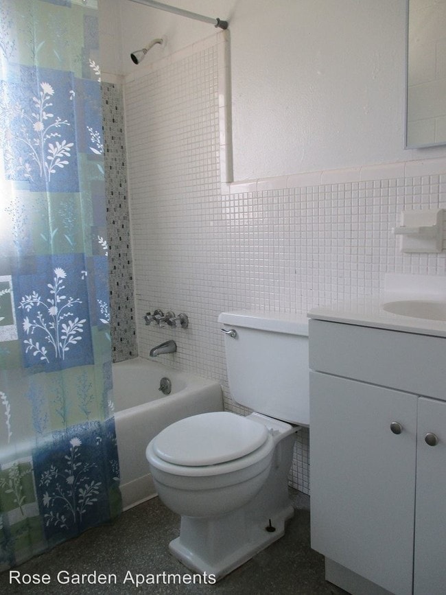 Building Photo - 826 Rosa L Jones Dr