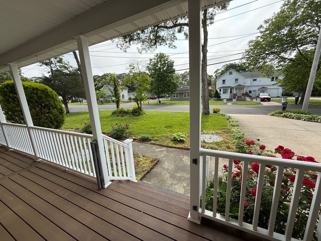 Primary Photo - 109 Adirondack Dr