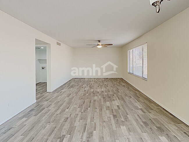 Building Photo - 15796 W Mohave Street