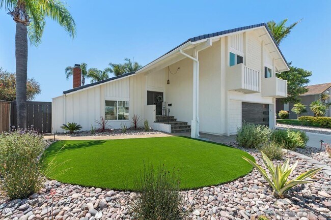Building Photo - 12675 Pacato Cir S