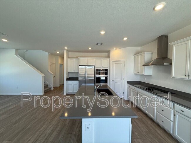 Foto del edificio - 1567 Halo Ave