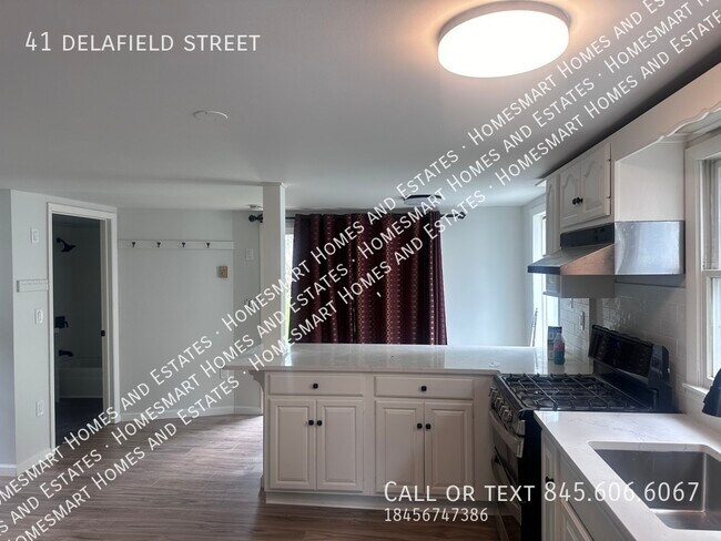 Foto del edificio - 3 bedroom house in Poughkeepsie