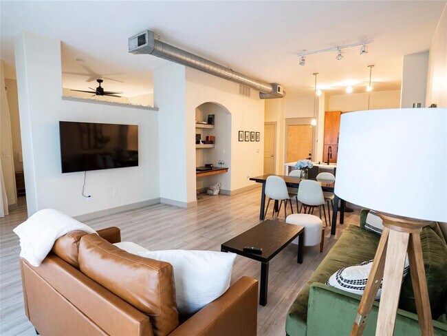 Foto del edificio - 1901 Post Oak Blvd