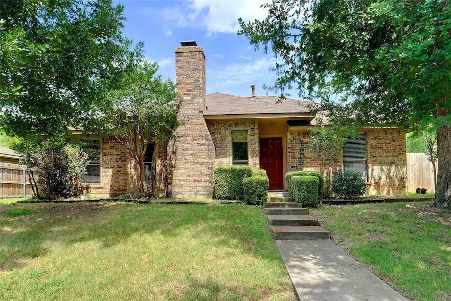 Foto principal - 1909 Camellia St