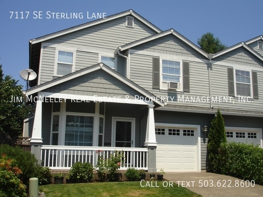 Primary Photo - 3BR DUPLEX NEAR NIKE & INTEL