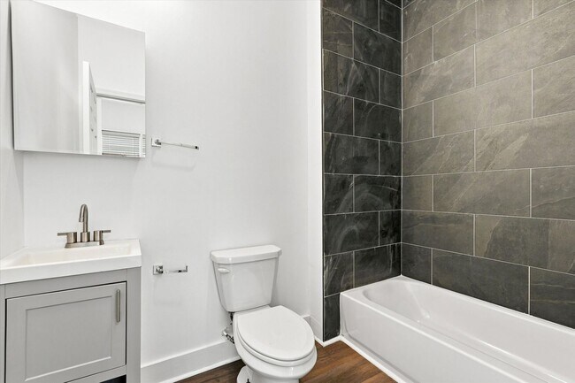 Foto del edificio - 2BR/3BA Home | North Philly