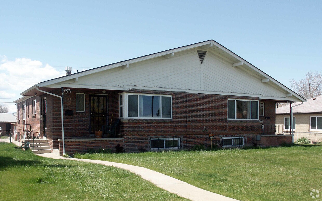3243 Kearney St, Denver, CO 80207 Apartments in Denver, CO