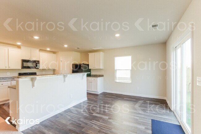 Foto del edificio - 207 Common Reed Dr