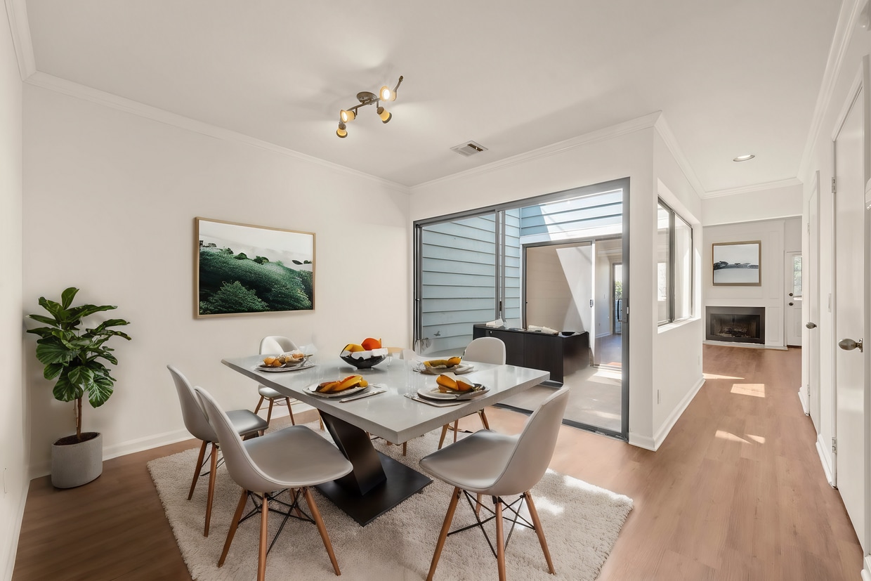 Primary Photo - Tarzana Townhome – 2BR/2.5BA + Community P...