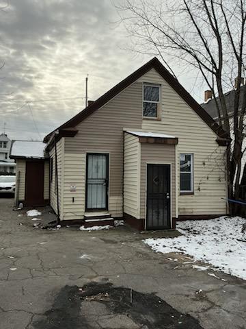 Building Photo - 6825 Fullerton Ave