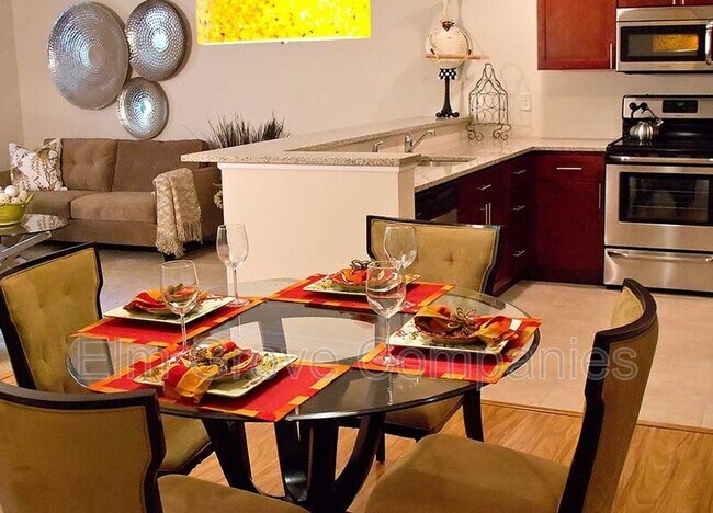 Foto del edificio - 12 Stoneledge Dr