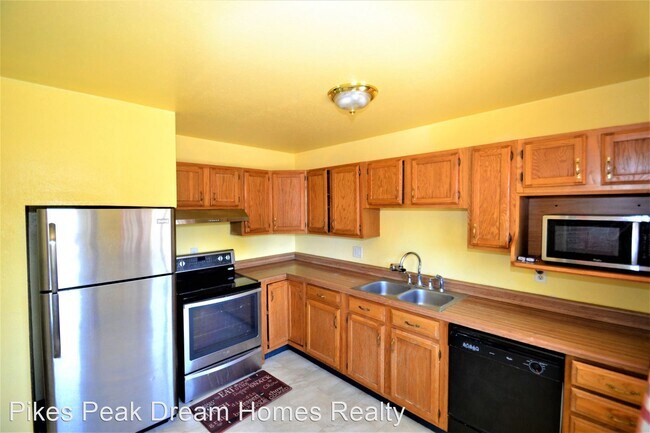Foto del edificio - 3 br, 1 bath House - 2310 Frontier Drive