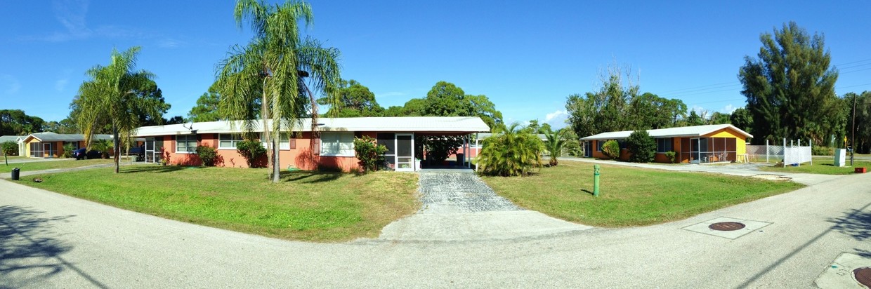 Primary Photo - Englewood Apartments