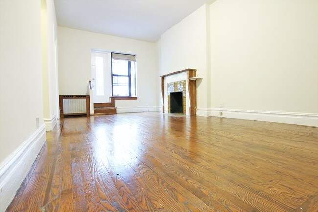Foto del edificio - 224 W 72nd St