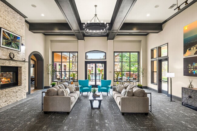 Building Photo - Onion Creek Luxury Apartments