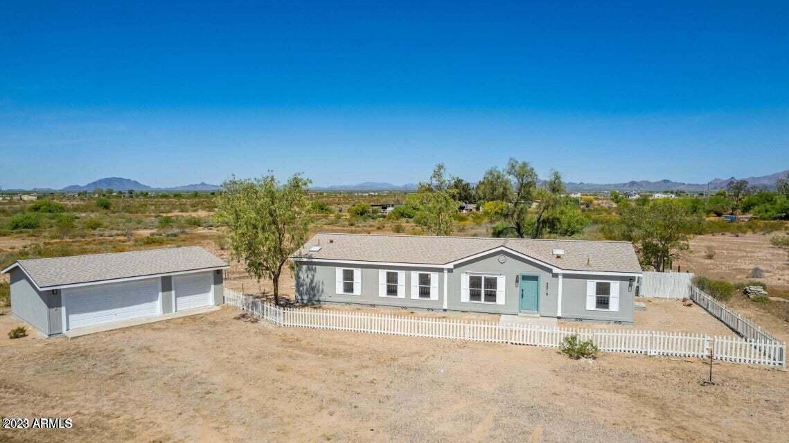 Primary Photo - 5518 N 380th Dr