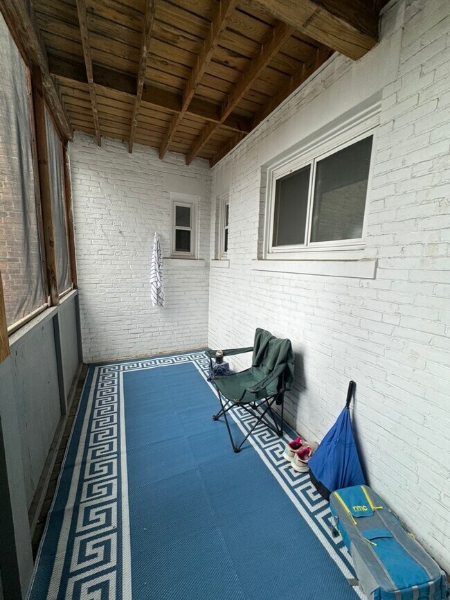 Building Photo - 14 Farrington Ave