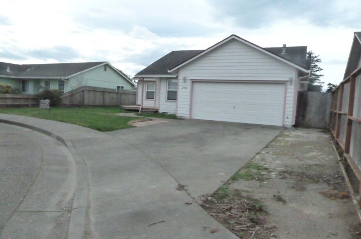 2330 Adkins Ct, McKinleyville, CA 95519 House Rental in McKinleyville