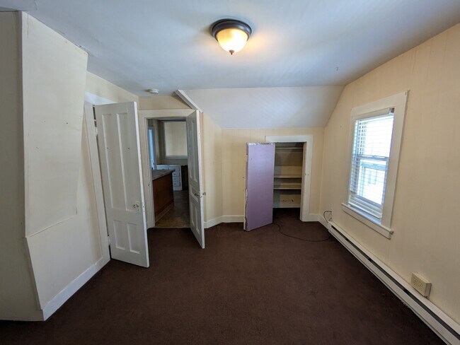 Foto del edificio - 90 Fairview Ave