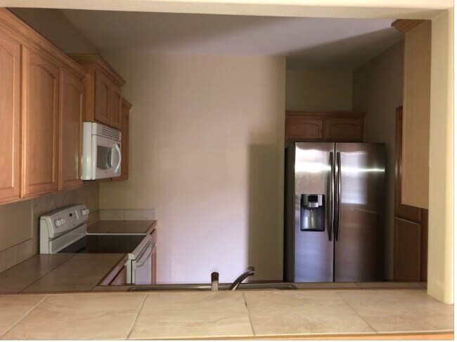Building Photo - 9804 Cantera Ct