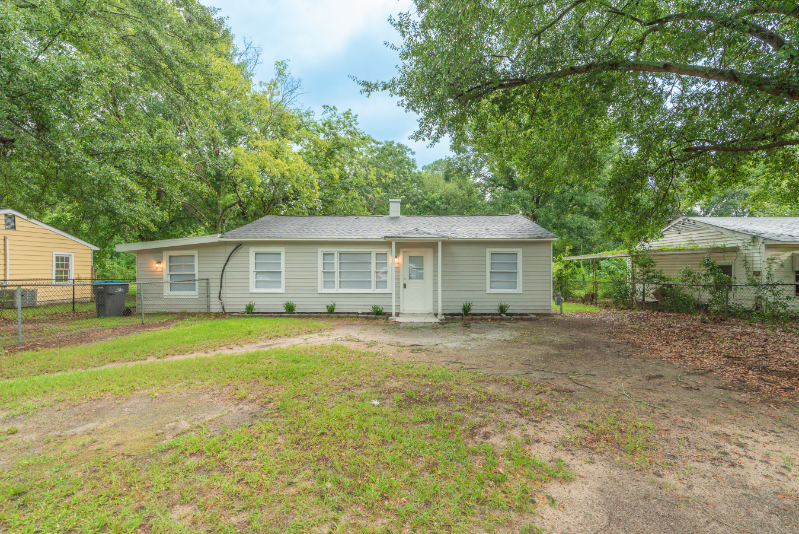 Primary Photo - 3002 Abelia Dr