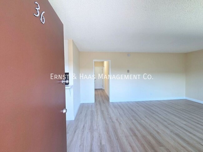 Building Photo - 5535 Ackerfield Ave