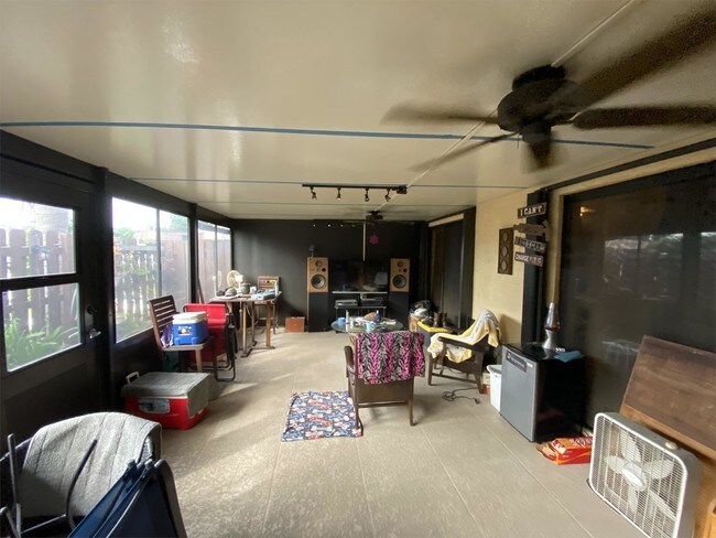 Foto del edificio - 1011 Springdale Cir