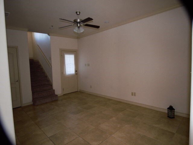 Building Photo - 10510 Sandia Dr