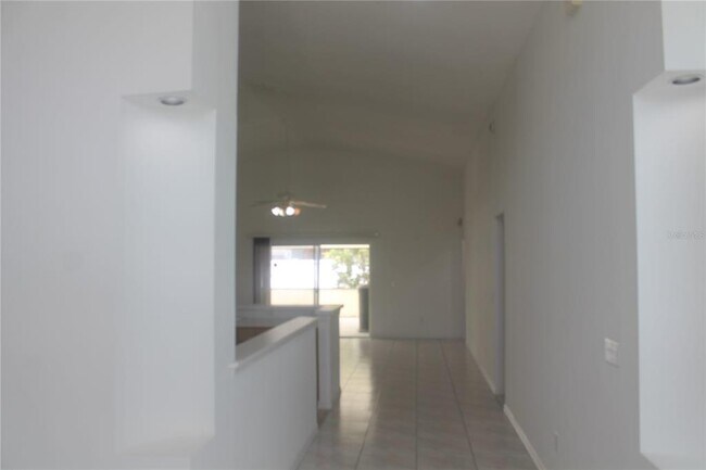 Foto del edificio - 462 Kassik Cir