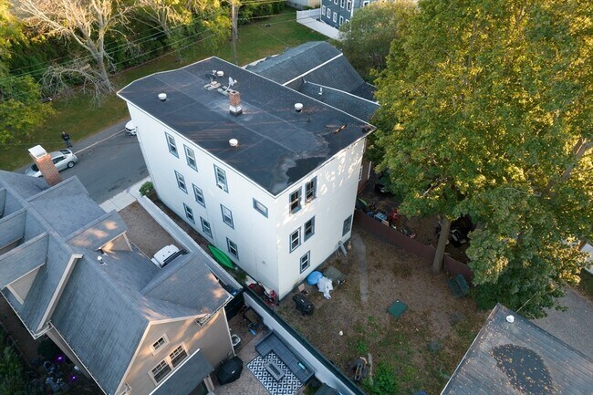 Foto del edificio - 72 Derby St