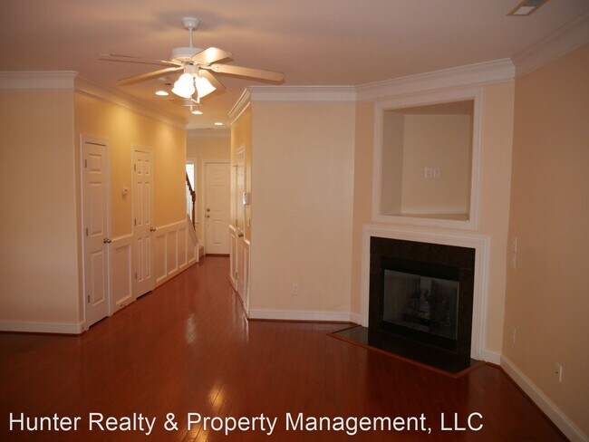 Building Photo - 5076 Wyngate Village Dr