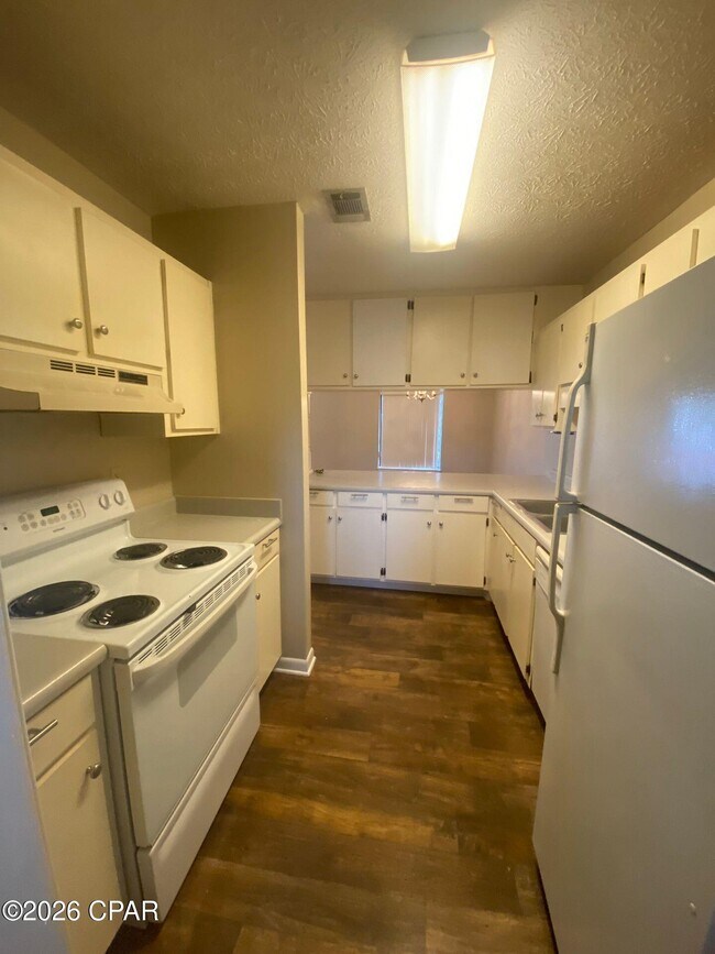 Foto del edificio - 521 E 5th Ct