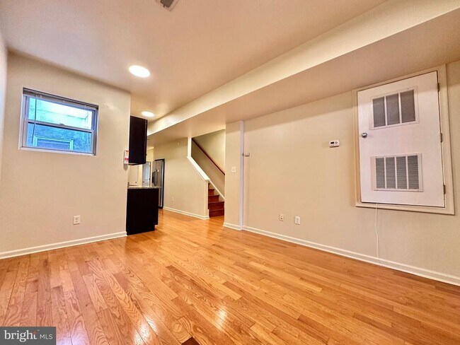 Foto del edificio - 2233 N Camac St