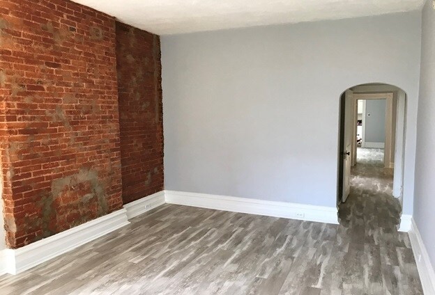 Primary Photo - 1339 Mineral Spring Rd