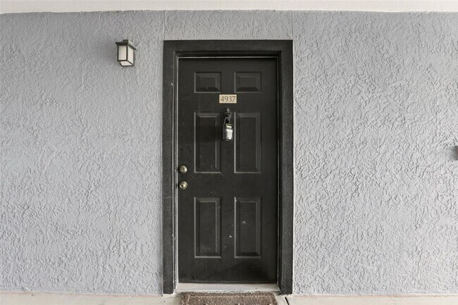 Foto del edificio - 5526 Pga Blvd