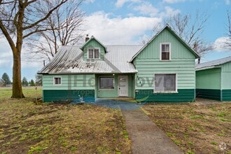 Building Photo - 2442 Hayden Ave