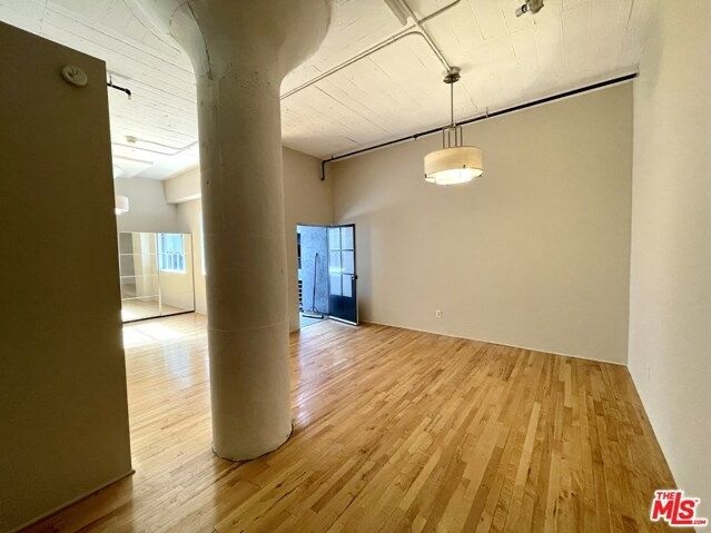 Building Photo - 420 San Pedro St