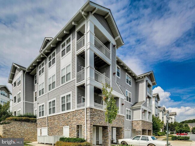 Foto del edificio - 12828 Clarksburg Square Rd