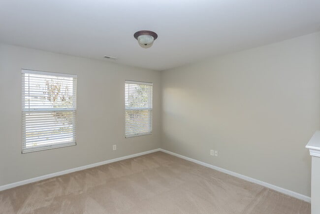 Foto del edificio - 12910 Rothe House Rd