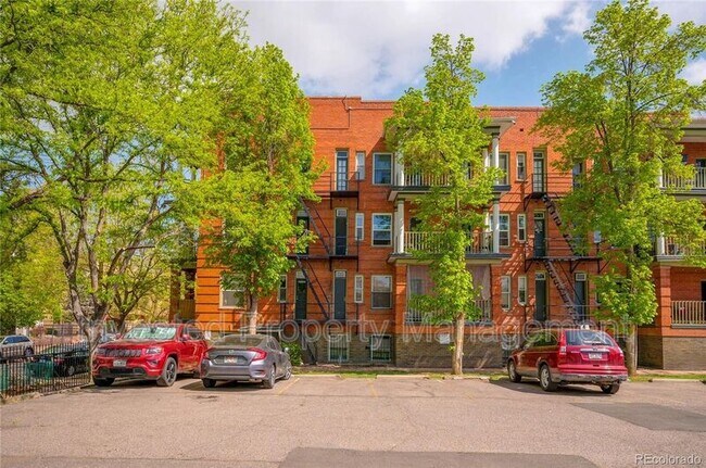 Building Photo - 1356 N Pearl St